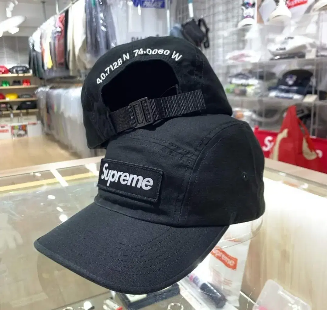 [정품] Supreme 블랙 로고 캡